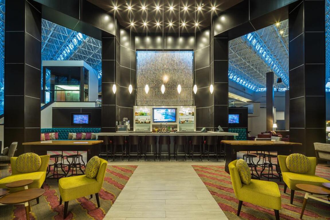 DoubleTree by Hilton Austin Northwest - Arboretum photo