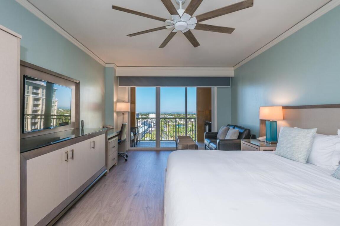 AMAZING STUDIO AT THE RITZ-CARLTON IN KEY BISCAYNE photo