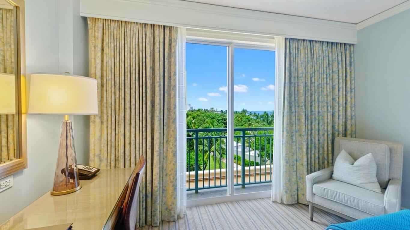 BEAUTIFUL OCEAN VIEW STUDIO AT THE RITZ-CARLTON KEY BISCAYNE photo