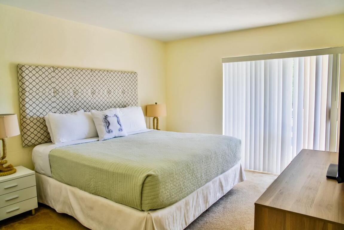 Ocean Vacation Homes photo