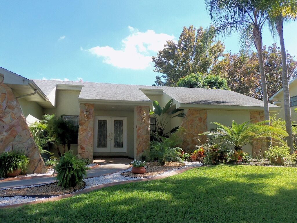 Surprise Discount! (look inside). Private heated pool and beaches photo