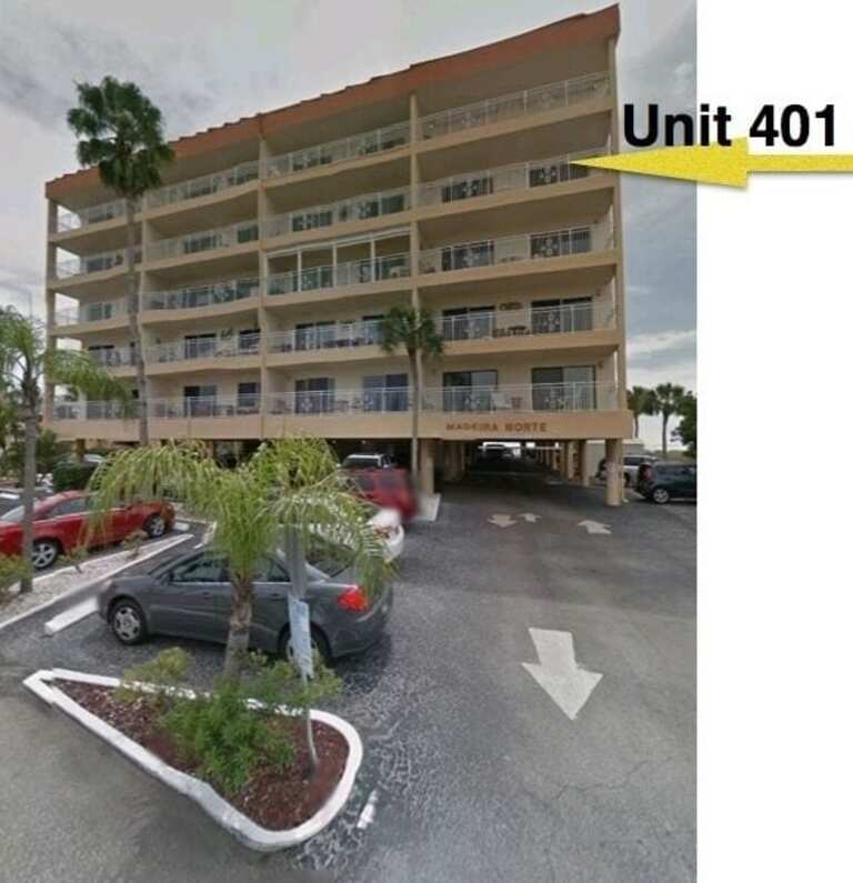 Gulf Beach Condo at John's Pass village /Madeira Norte building/ photo