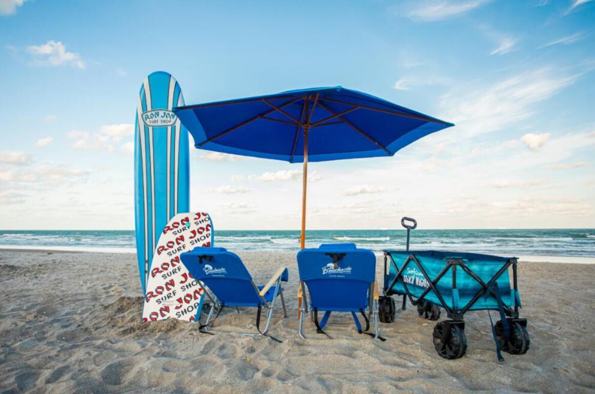 Beachside Hotel and Suites photo