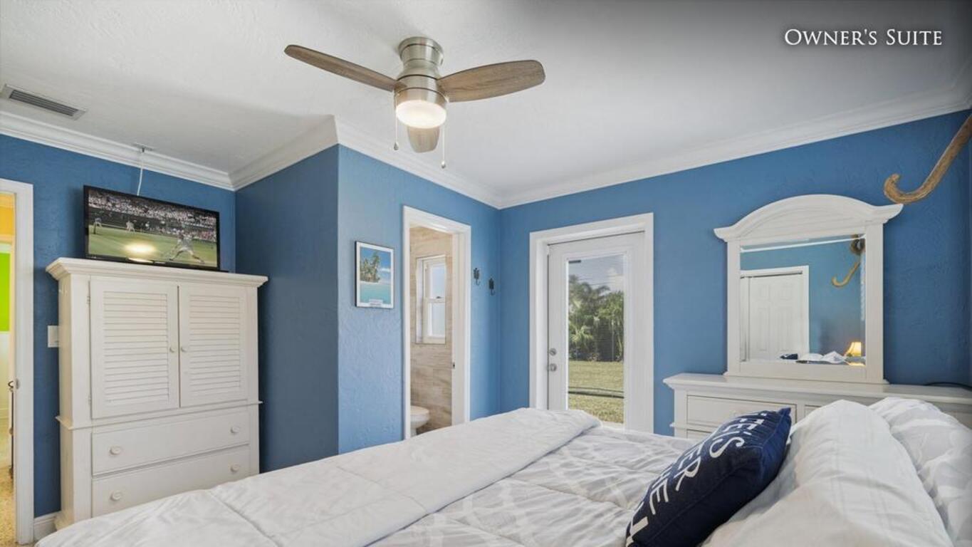 The Red Door Beach Cottage At Cocoa Beach photo