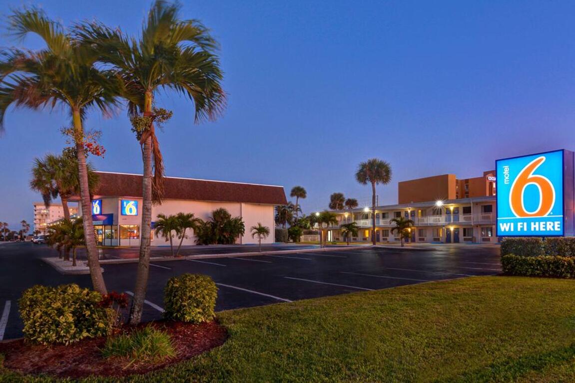 Motel 6-Cocoa Beach, FL photo