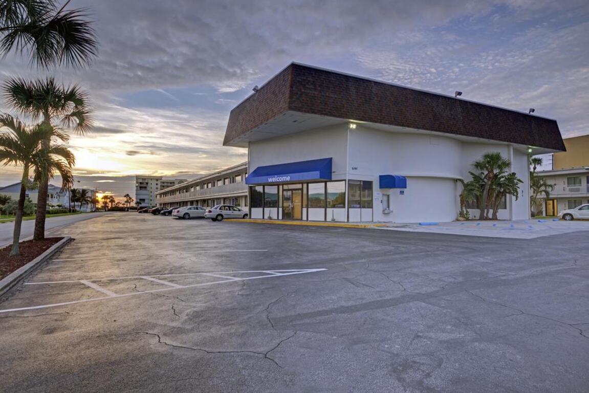 Motel 6-Cocoa Beach, FL photo