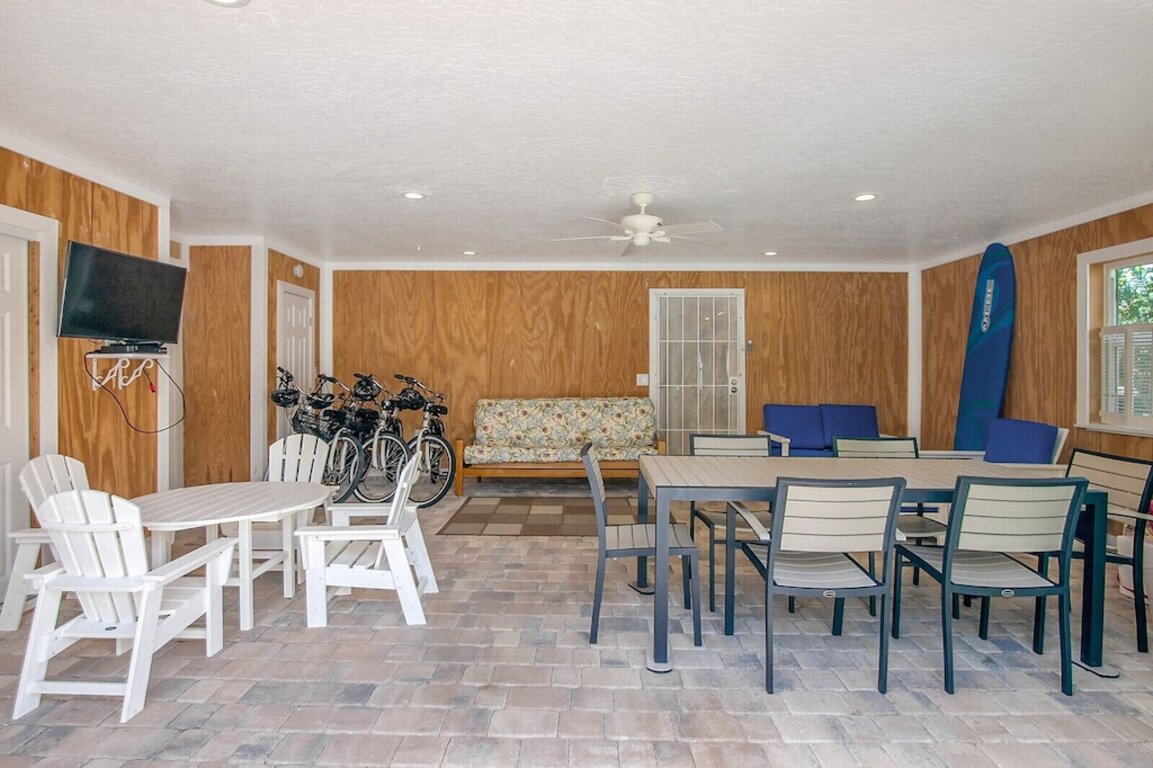 Stunning Private Home with Heated Pool on the Beach Side of Ridgewood photo