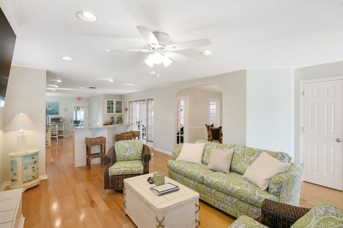 Stunning Private Home with Heated Pool on the Beach Side of Ridgewood photo