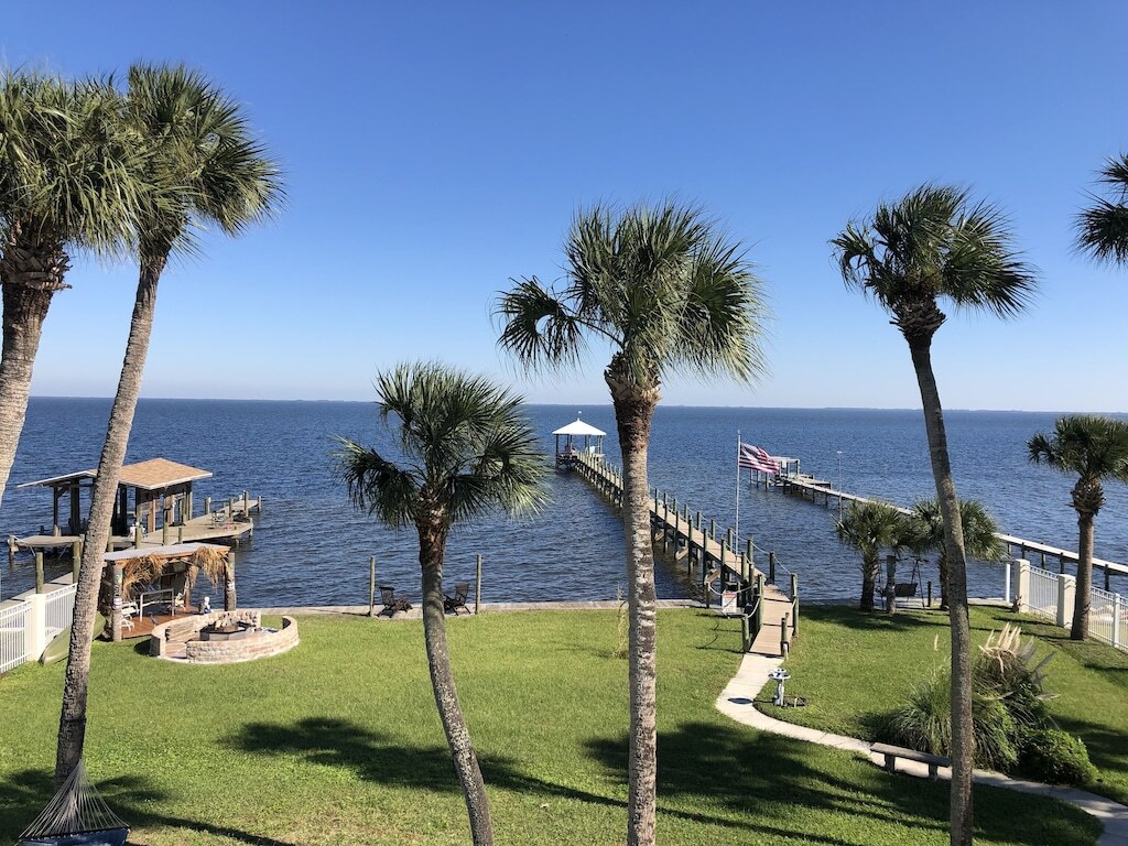 Executive home for rent photo