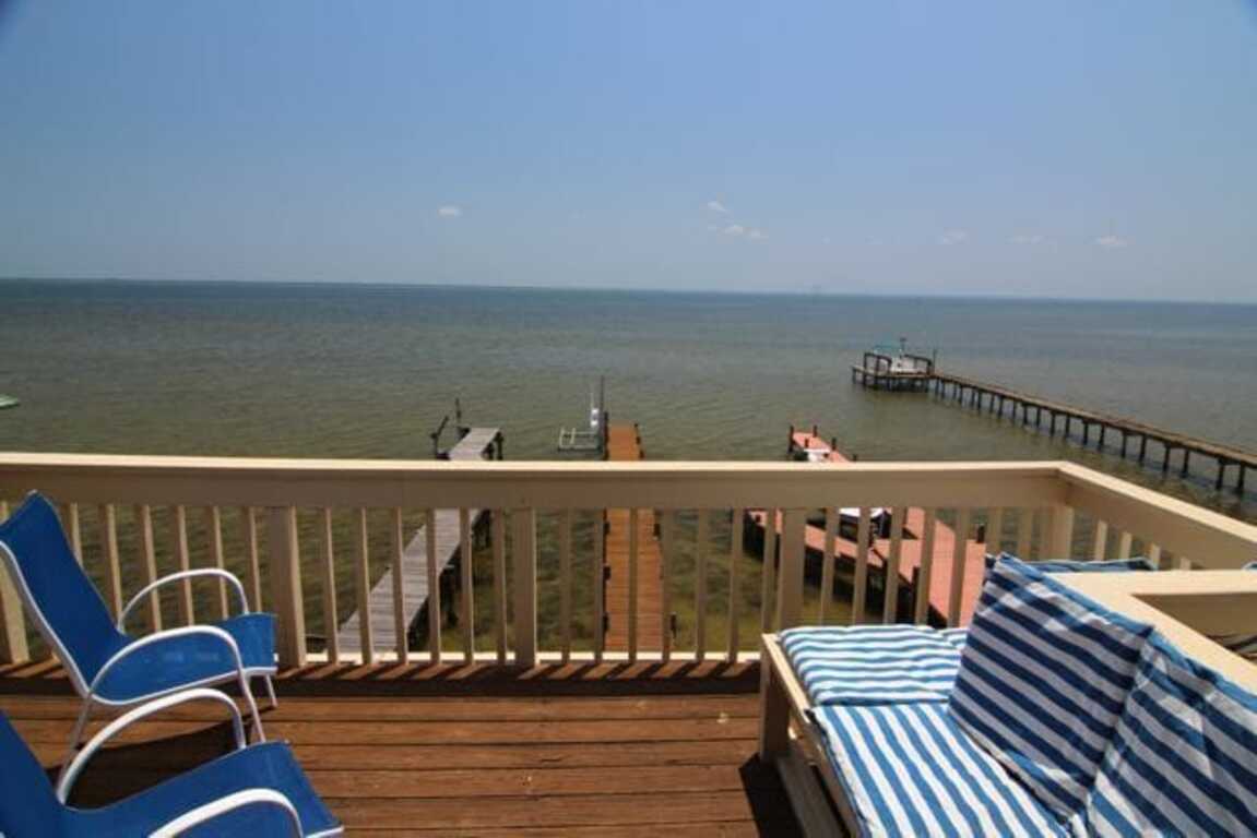 A Florida Waterfront Vacation Rental photo