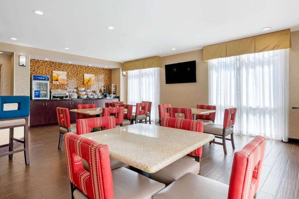 Comfort Suites Fernandina Beach at Amelia Island photo