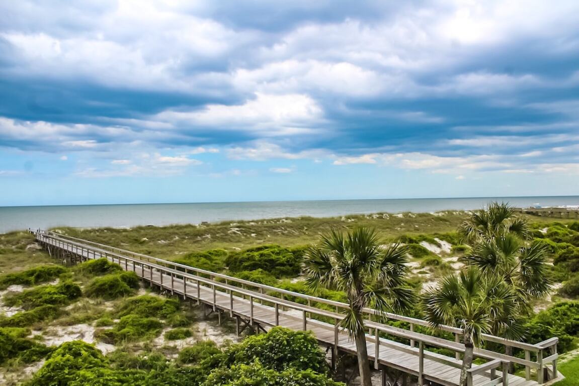 BEAUTIFUL VIEWS - AFFORDABLE OCEANFRONT CONDO!! photo
