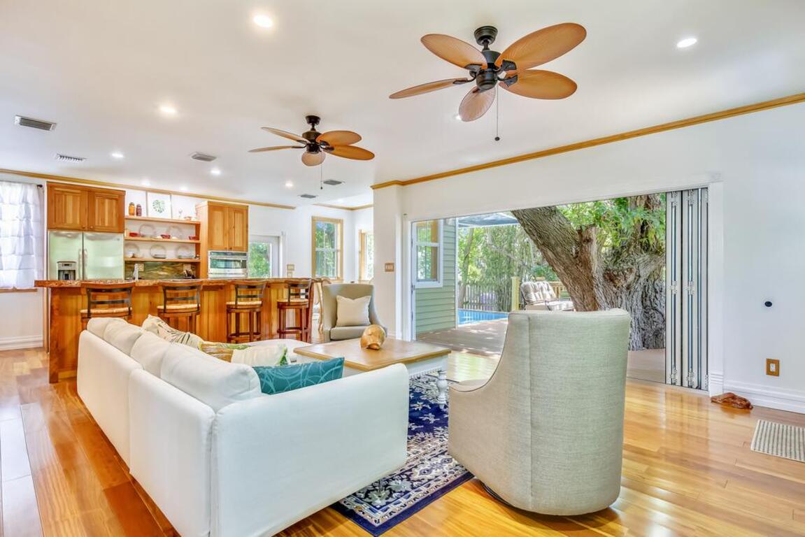 Sapodilla Villa photo