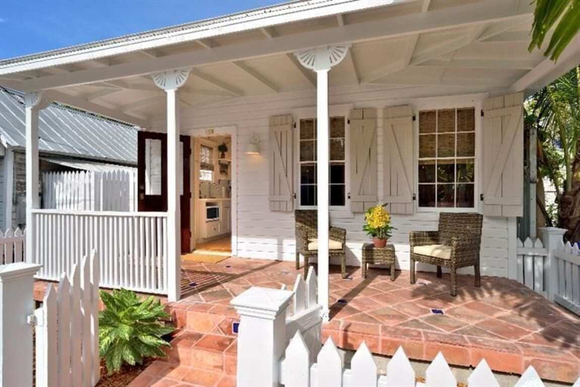 ~POPPY COTTAGE~ Cute Home In Quiet Location photo