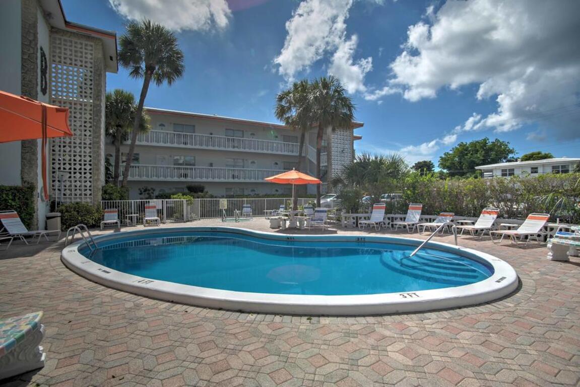 Apartment with Pool, 1-Block Walk to Deerfield Beach photo