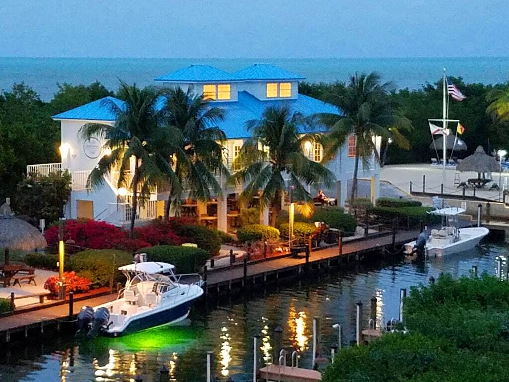 Ocean Front Newly Renovated. Marina, Beach and New Pool photo