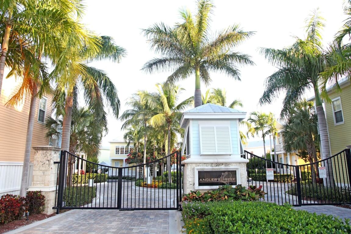 MAY 1-12th avail, Boat Slip included, 2 Beaches, Pool, Oceanfront Anglers Reef photo