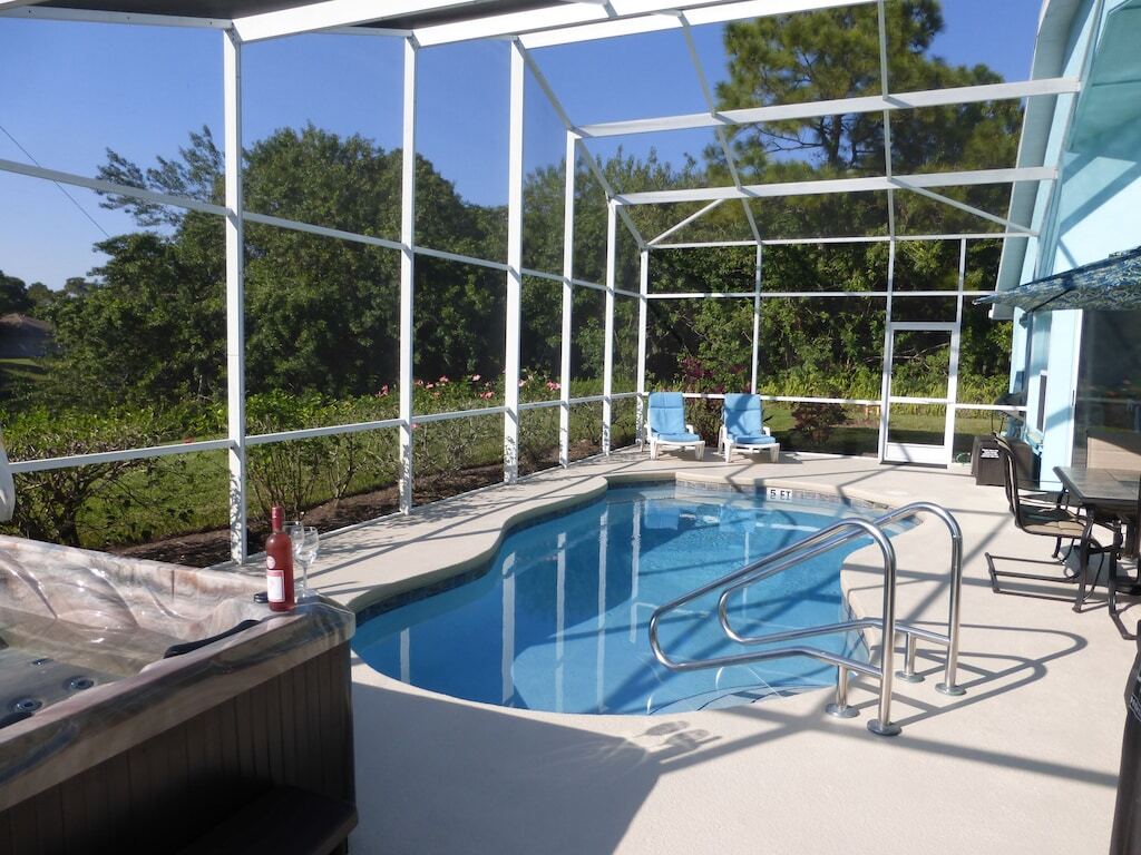ROMANTIC, PRIVATE, WATER VIEW, Heated Pool/Spa, Short drive to beach, Sleeps 6 photo