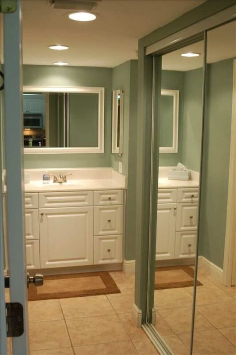 Luxury Ocean Village Beach Condo with 5 Star Reviews with Wifi and all Extras photo