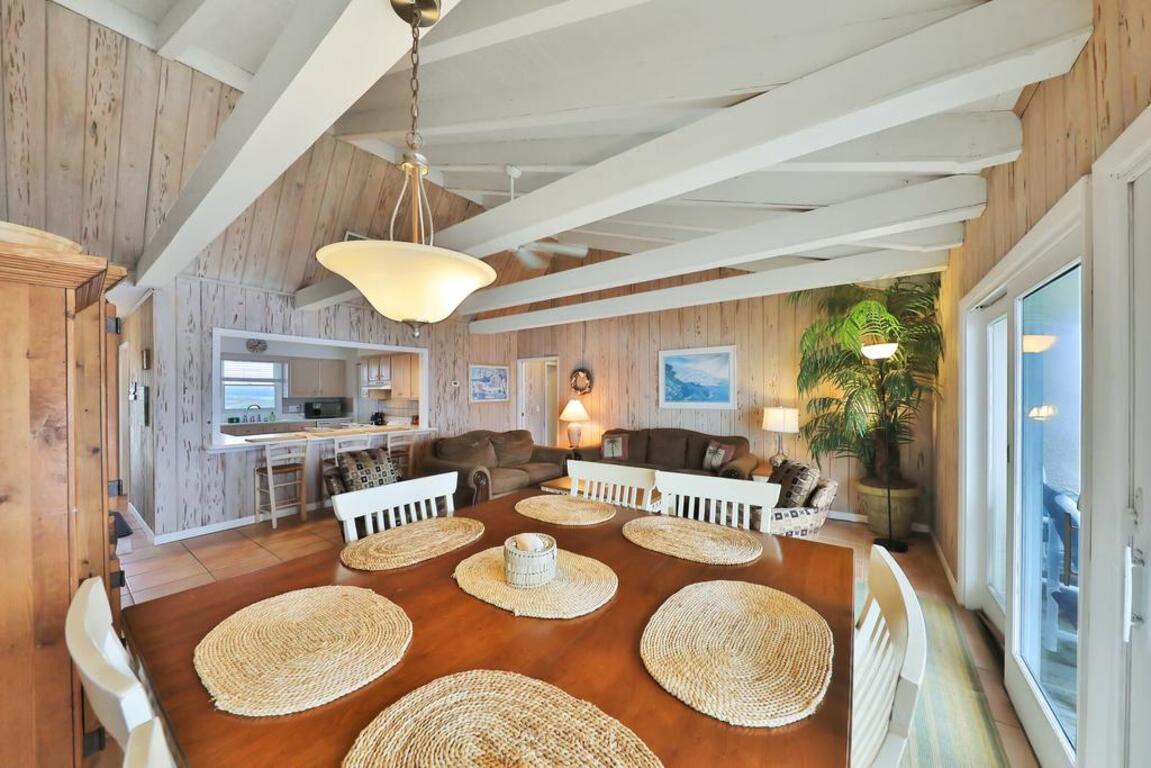White Heron Beach House photo