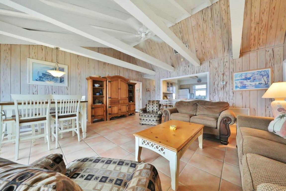 White Heron Beach House photo