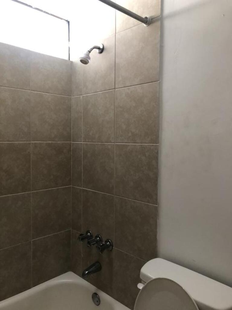 Camelot Waterfront Inn photo