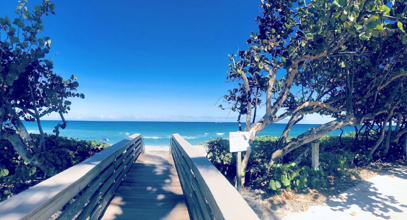 Luxurious Jupiter, Southern Florida Beachside Retreat, Steps From the Ocean photo
