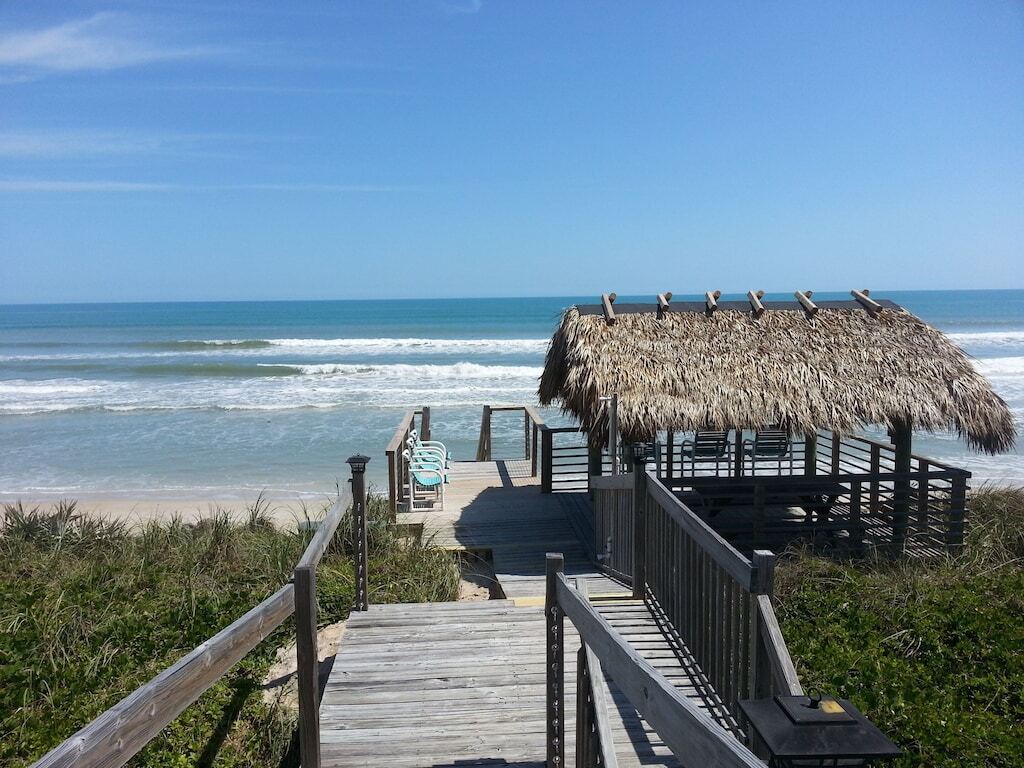 Direct Oceanfront Beach House- Wow- right on the water photo
