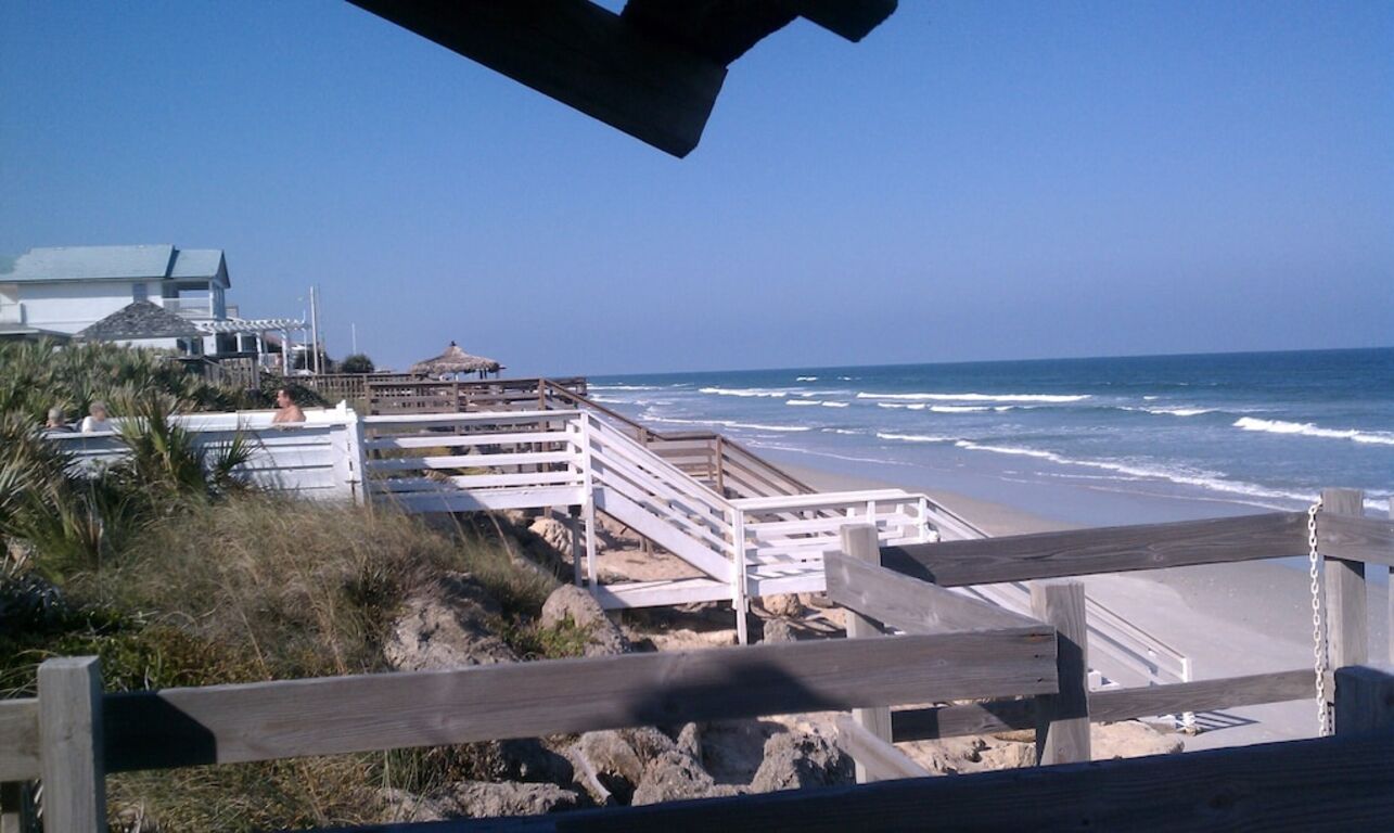 Direct Oceanfront Beach House- Wow- right on the water photo