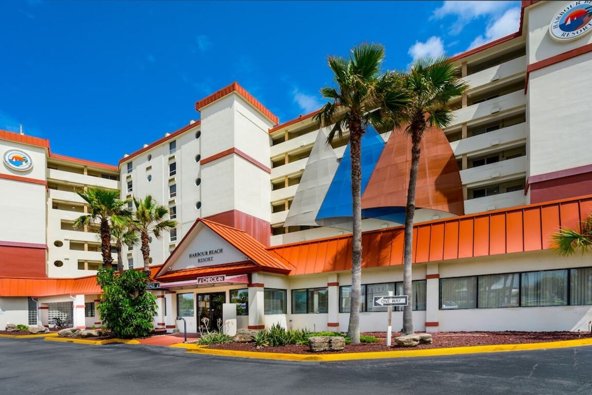 Great rates - Unbelievable direct oceanfront views ! photo