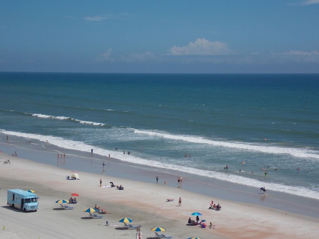 Great rates - Unbelievable direct oceanfront views ! photo