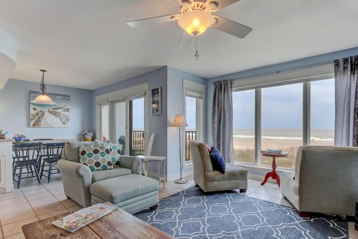 Retreat with Remarkable View photo