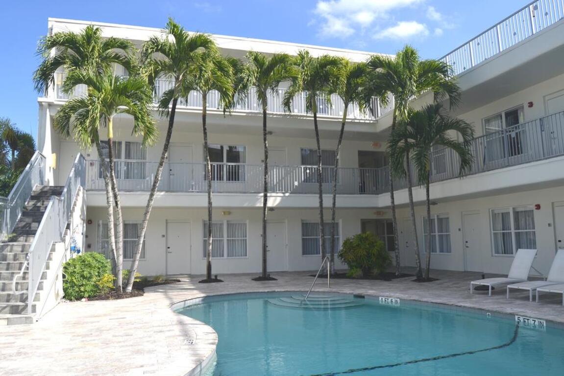 Royal Palms Resort & Spa photo