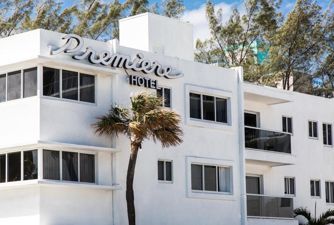 Premiere Hotel photo