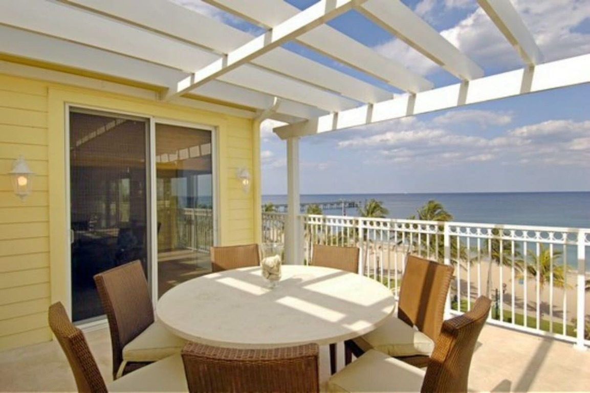 OCEANFRONT PENTHOUSE 4B 5BA, WALK TO RESTAURANTS,SHOPS photo