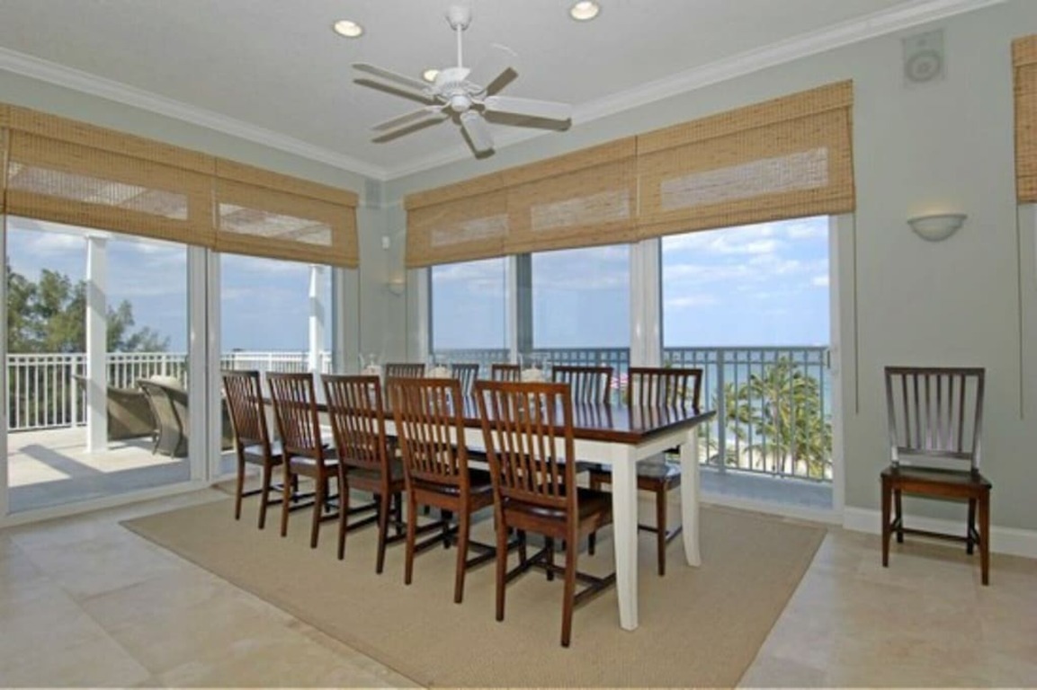 OCEANFRONT PENTHOUSE 4B 5BA, WALK TO RESTAURANTS,SHOPS photo