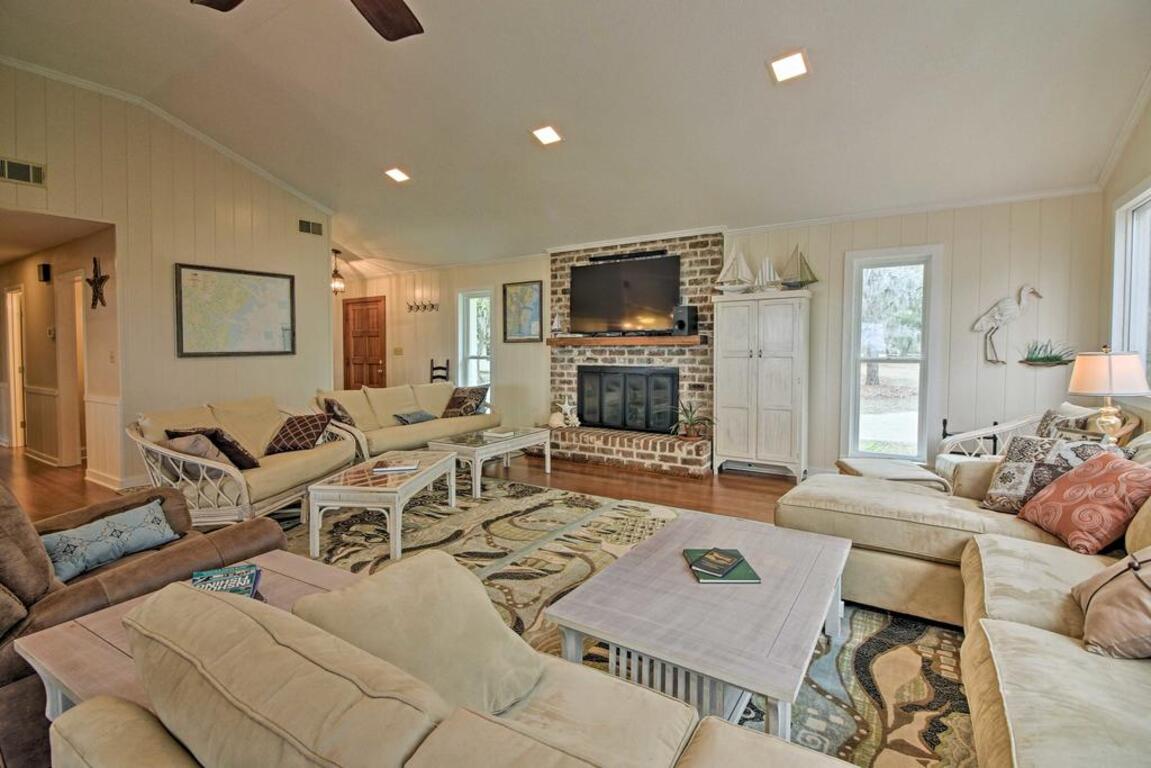 Waterfront Midway Home with Private Dock and Grill! photo