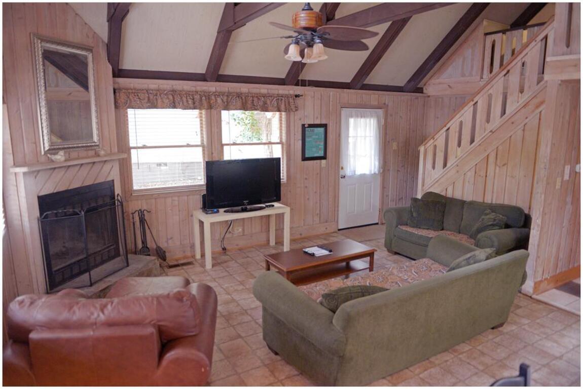 Pine Mountain Club Chalets Resort photo