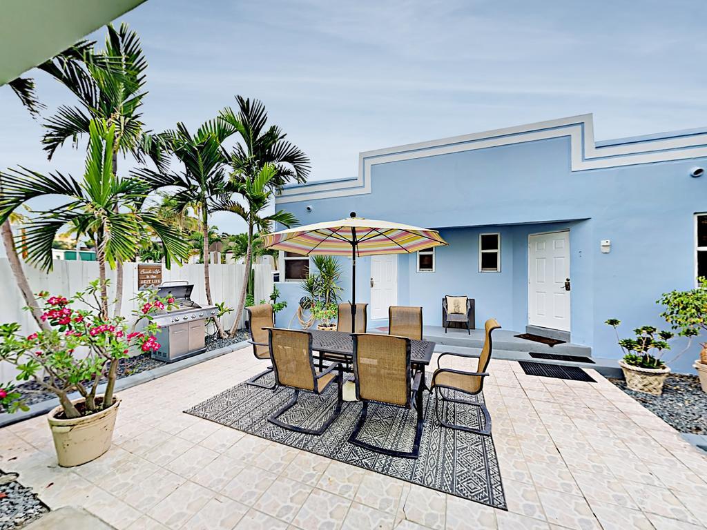 Art Deco Beach Bungalows photo