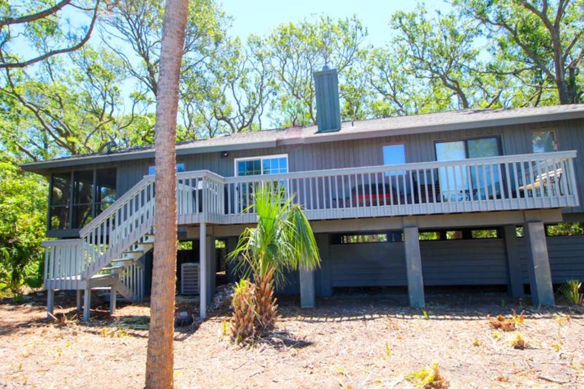359 Tarpon Boulevard - Three Bedroom House photo