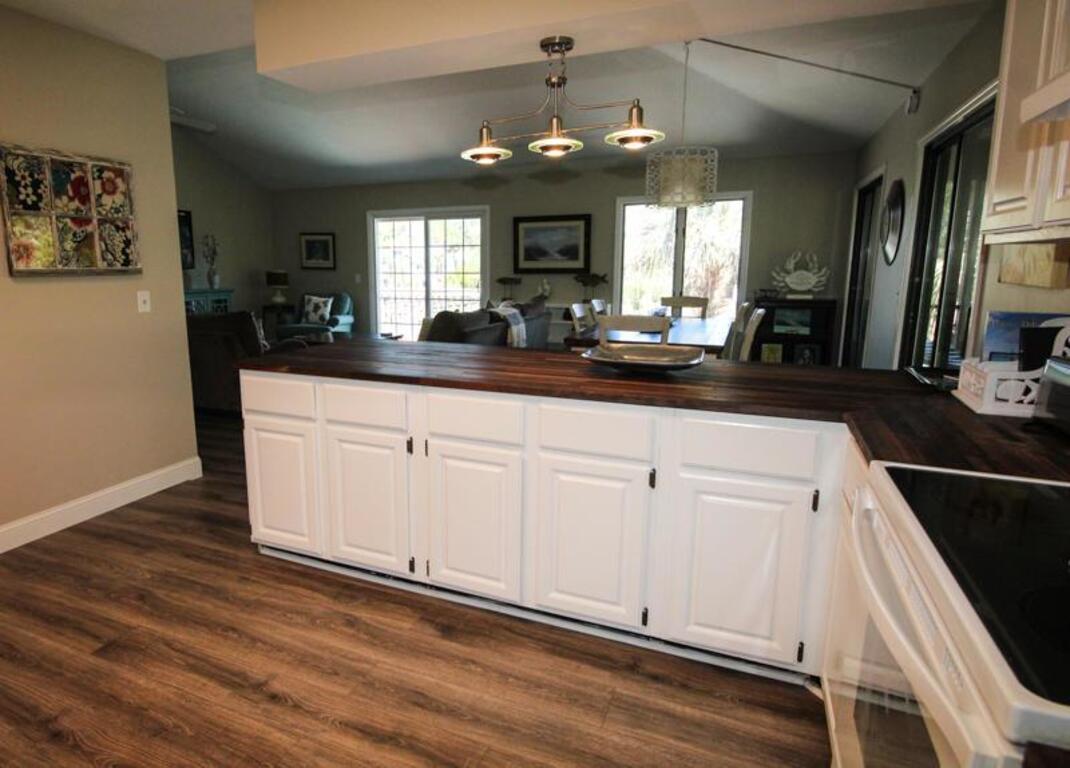 359 Tarpon Boulevard - Three Bedroom House photo