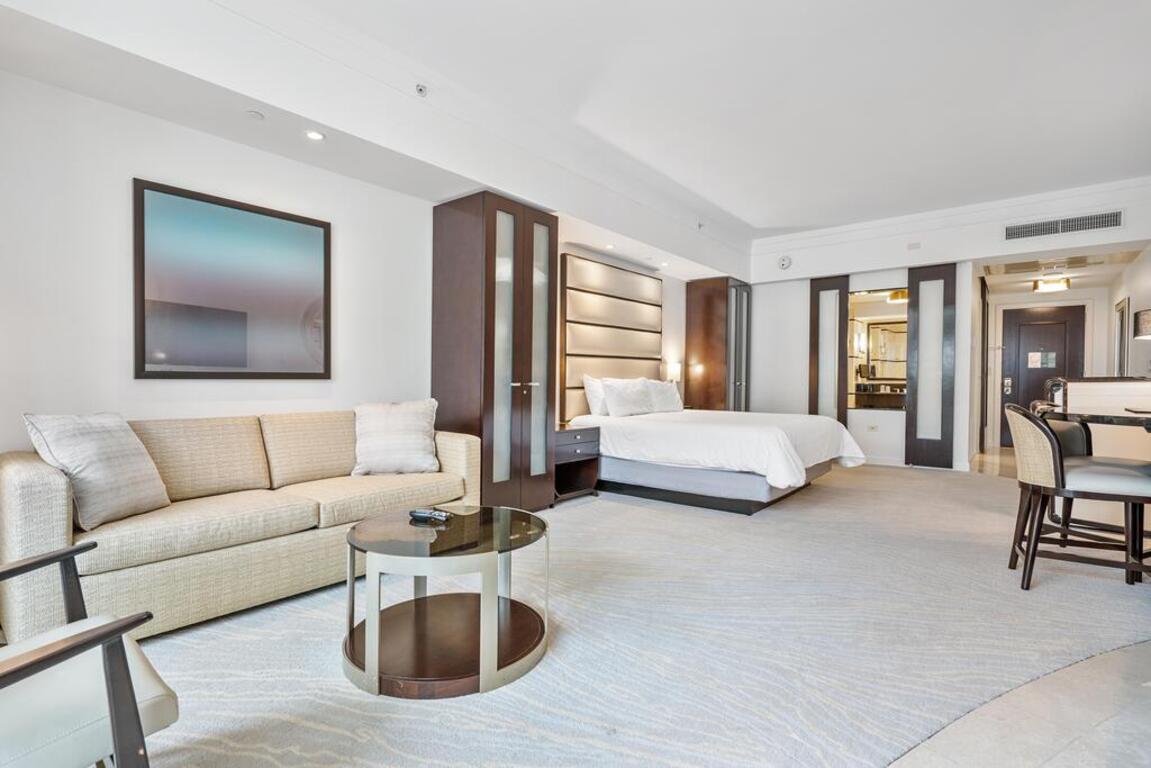 Junior Suite at Sorrento Residences- FontaineBleau Miami Beach home photo