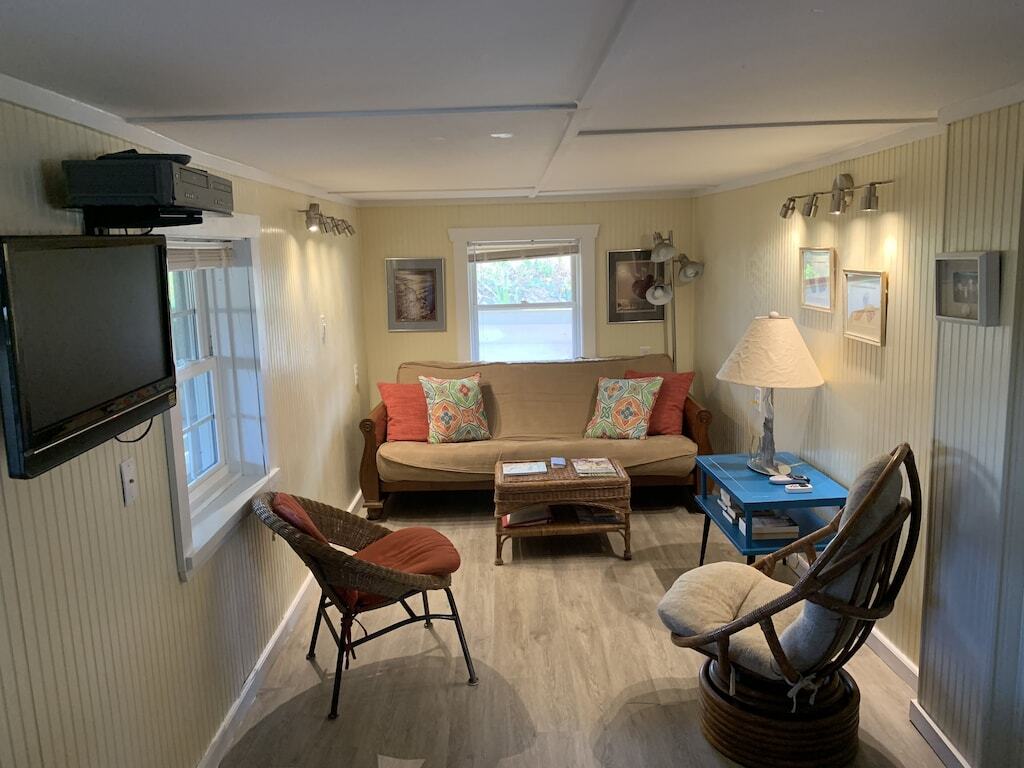 Rare Oceanfront 1 Bedroom Escape - Downstairs Apartment - Weekly Rental photo
