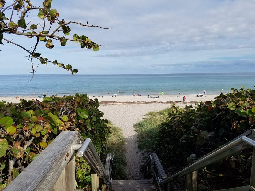 Hobe Sound beach entrance