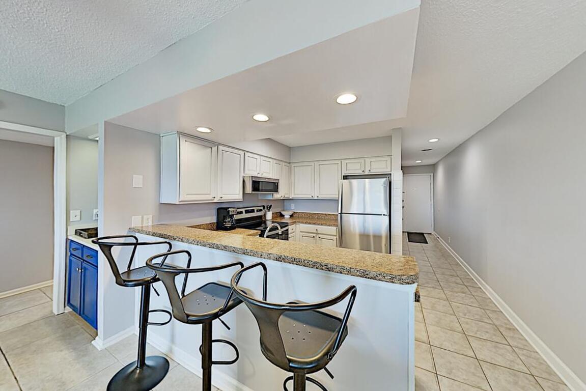 Ocean Shores Beachfront Retreat with Pool & Balcony condo photo