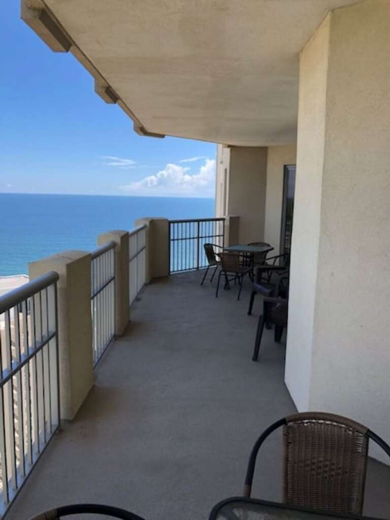 Kingston Royale Palms 22nd floor, Great Views. Free WIFI, Low rates all year photo