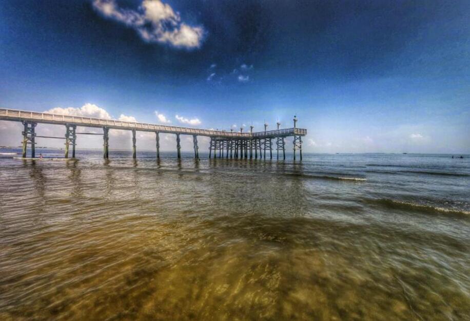 Grand Isle State Park fishing pier