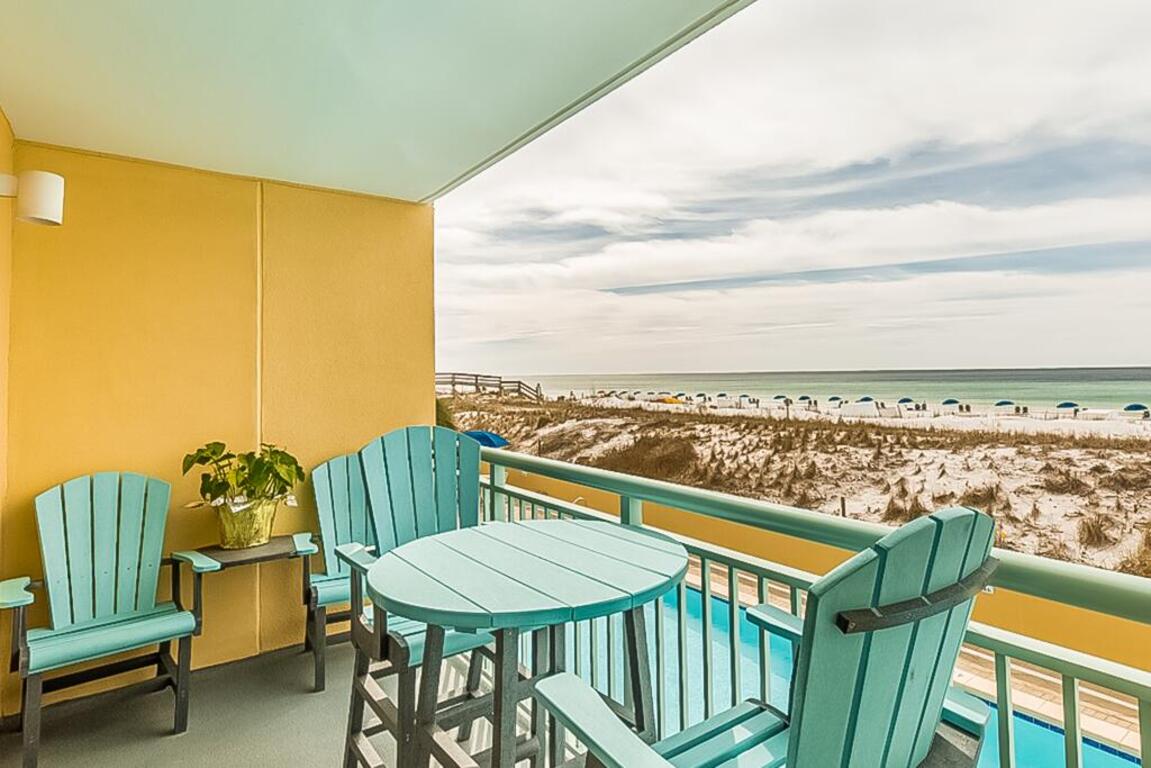 Pelican Isle Condominiums photo