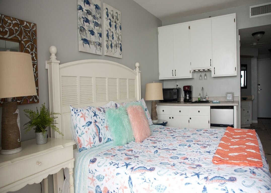 AVAIL 4/17-21 & 4/24-29 OCEAN FRONT - MILLION DOLLAR VIEWS! photo