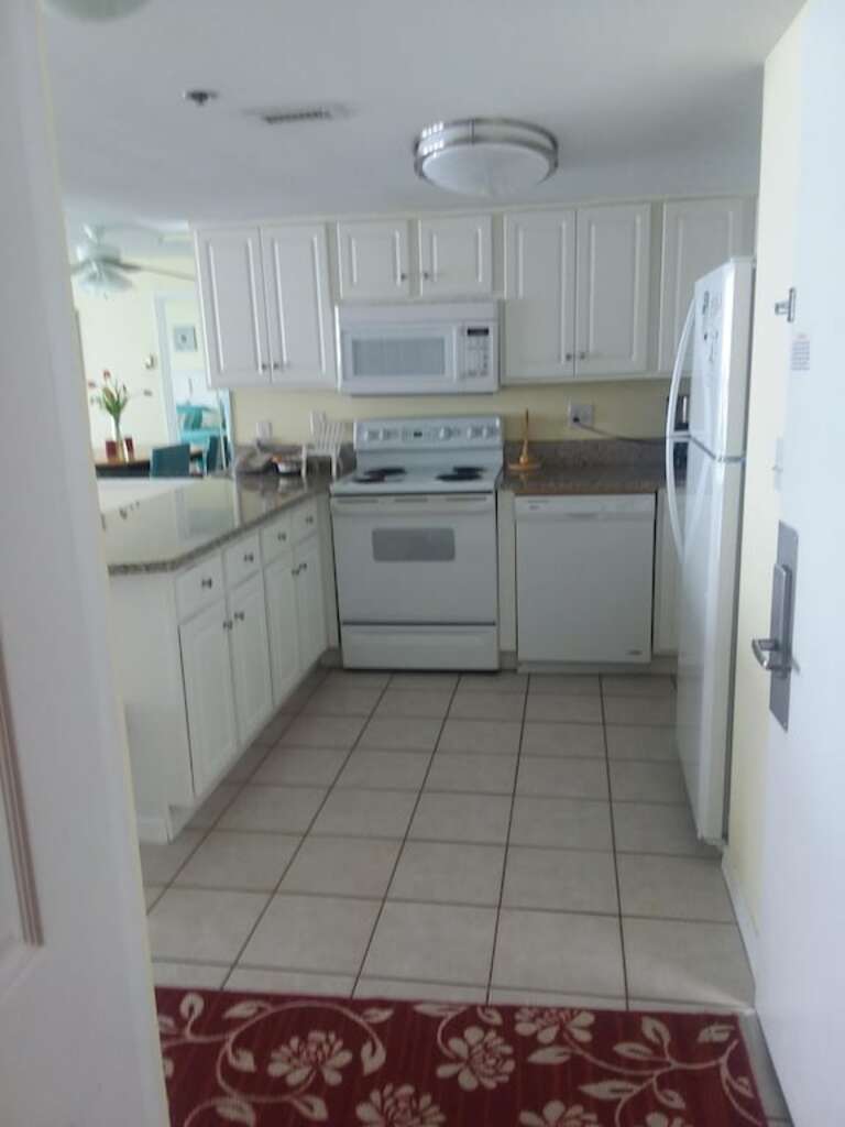 Feb SALE $99 per night. 16th floor Incredible views of Gulf & city of Destin photo